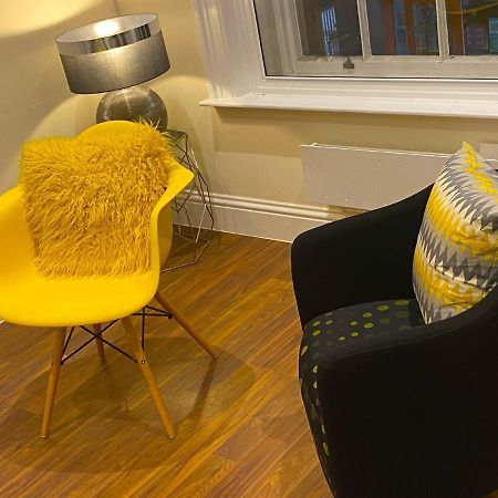 קנטרבורי Deluxe High Street Apartment מראה חיצוני תמונה
