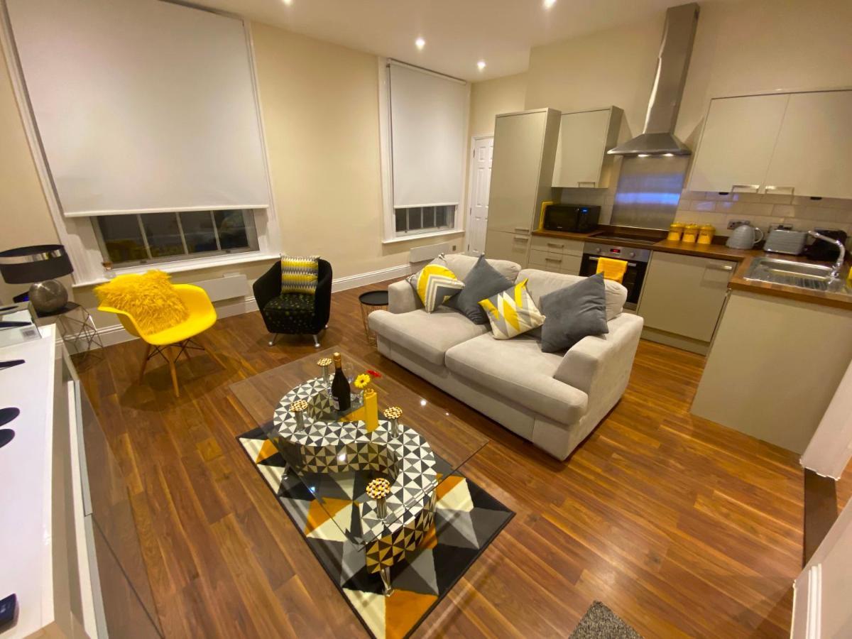 קנטרבורי Deluxe High Street Apartment מראה חיצוני תמונה